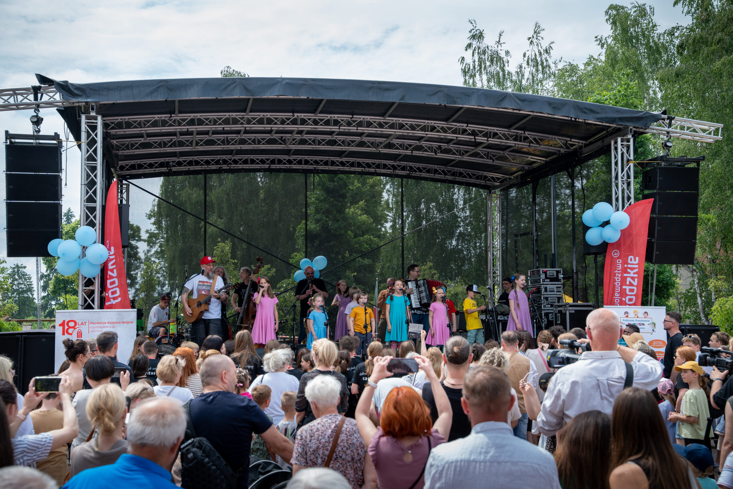 Dzień dziecka z trampoliną!